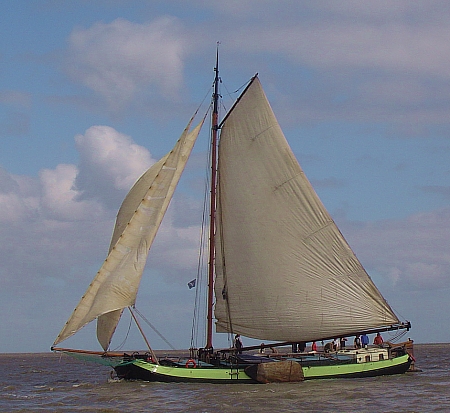 Plattbodenschiff Overwinning ab Harlingen