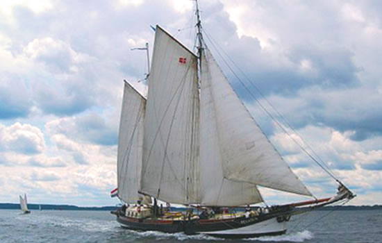 Plattbodenbschiff Pegasus