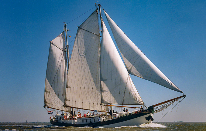 Segelschiff Elegant, ab Stralsund