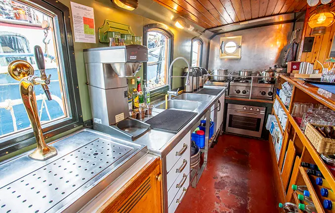 Schiff Albert Johannes - Küche