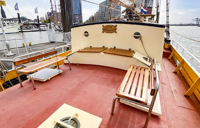 Schiff Albert Johannes - an Deck