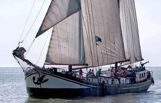 Segelschiff Allure ab Lelystad chartern