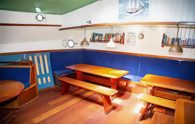An Bord - unter Deck auf dem Plattbodenschiff 'Ambulant' Plattbodenschiff 'Ambulant'