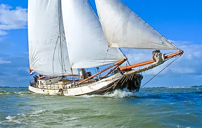 Plattbodenschiff 'De Vrouw Dina'