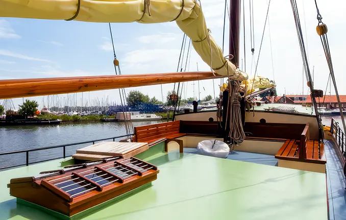 Plattbodenschiff Gulden Belofte - Kabine an Bord (unbekannt bootbootboot - guldenbelofte.nl) Plattbodenschiff Gulden Belofte - Schlafkabine