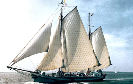 Charterschiff Eenhoorn