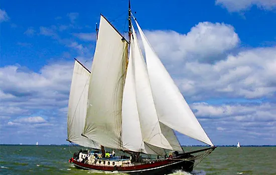 Segelschiff 'Plattbodenschiff Eenhoorn