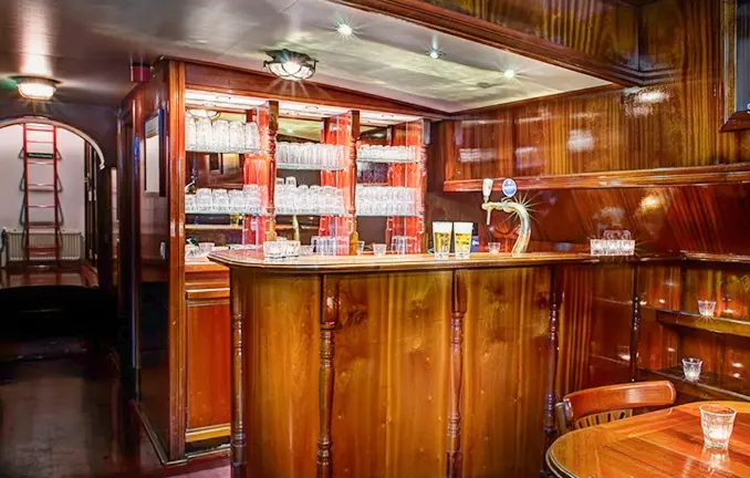 Plattbodenschiff Vliegende Hollander