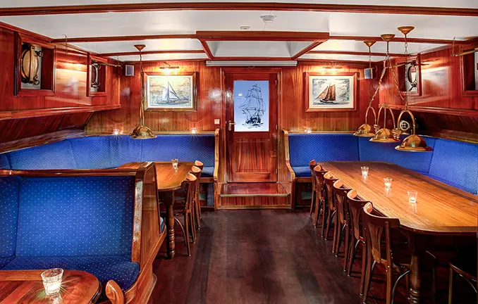 Plattbodenschiff Vliegende Hollander